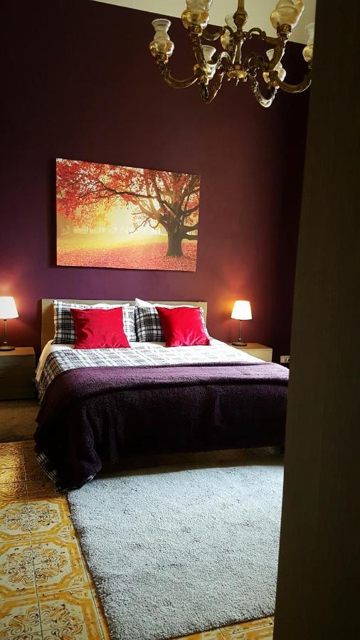 Bed & Breakfast Dream 117